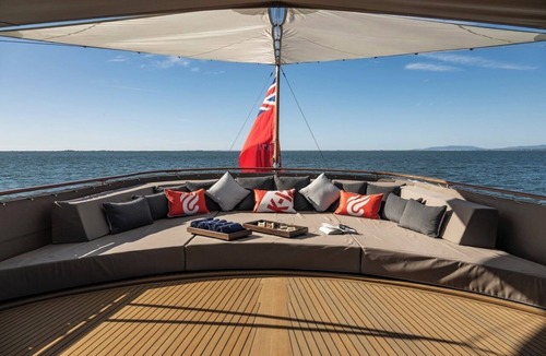 Sant Carles de la Rapita Boat Rental | Relax on a stunning classic motor yacht in a soothing waterfront setting
