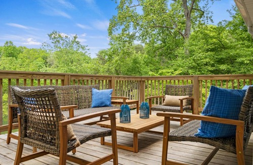 Barium Springs House | Relax on Riverbend