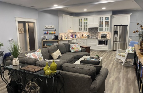 Goodlettsville Apartment | Relax on the Ridge