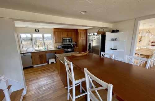 East Sandwich House | Relax On Your Own Private Beach + Waterfront Home on Cape Cod Bay