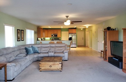 Independence Square Condo | Relax @ our spacious Beach Condo. 3 Bedrooms, Bonus room & 2 Baths nSleeps 6-8