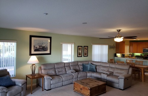Independence Square Condo | Relax @ our spacious Beach Condo. 3 Bedrooms, Bonus room & 2 Baths nSleeps 6-8