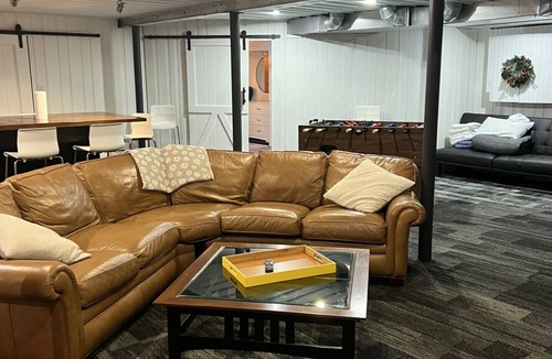 Webster Apartment | Relax & Play! Spacious 1BR Game Room & Trails