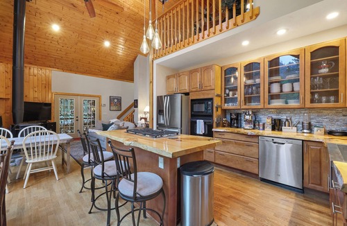 Custer County Ski Chalet | Relax, recharge and rejuvenate at Star Wrangler!