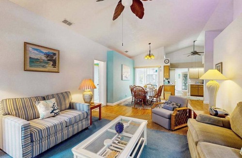Harbour Heights House | Relax, Recharge & Explore. Your Waterfront Getaway Awaits.