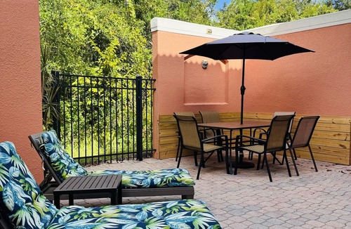 Kissimmee House | Relax & Recharge: Stylish Villa w/Private Hot Tub