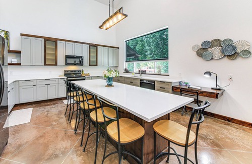 Boundary County House | Relax, Reconnect & Explore: Modern Idaho House!