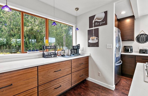 Auburn House | Relax & Renew Your Soul with Epic Rainier Views