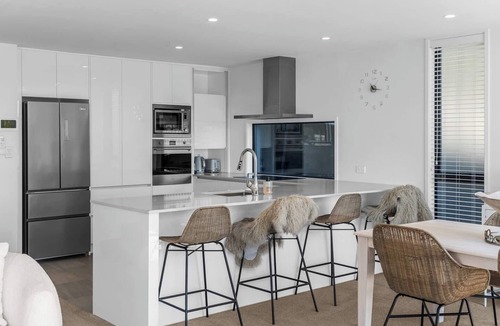 Welcome Bay House | Relax, Unwind and Enjoy!