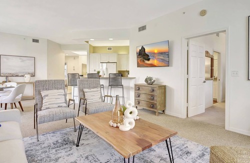 Vanderbilt Beach Condo | RELAX, UNWIND, AND ENJOY.