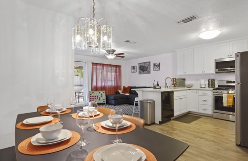 Citrus Heights House | Relax unwind