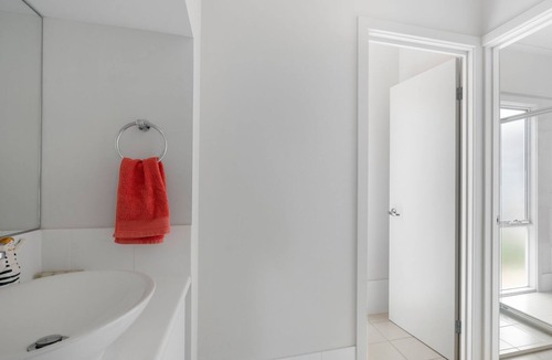 Goolwa House | Relax with nature down by the Riverside