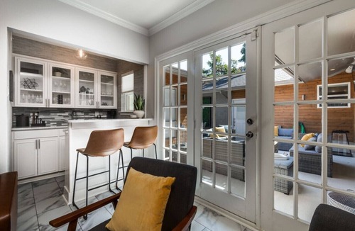 Lake Highlands Villa | Relax with Style - Great Location and Amenities