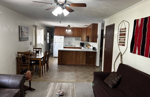 West Frankfort House | Relaxation at its Best with Hot Tub and Game Room