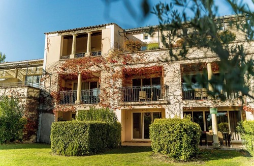 Pont Royal Apartment | Relaxation on the Pont-Royal golf course