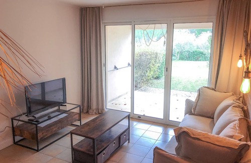Pont Royal Apartment | Relaxation on the Pont-Royal golf course