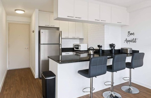 East Hyde Park Apartment | Relaxed City Stay in Hyde Park | Cozy Studio Unit