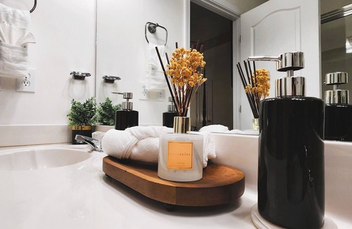 Acworth House | Relaxed Cozy Nest Oasis