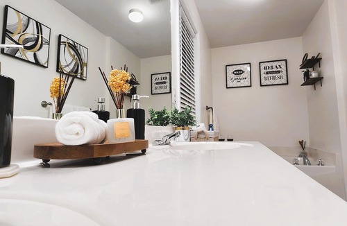 Acworth House | Relaxed Cozy Nest Oasis