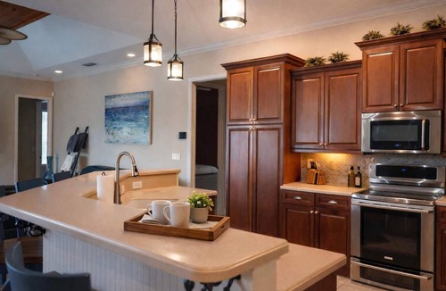 Lakeland Highlands House | Relaxed home w/pool, lanai & hot tub
