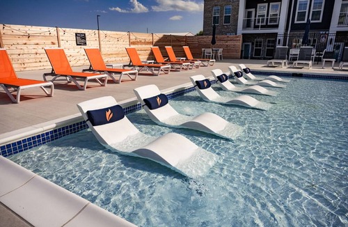Waukee Apartment | Relaxing 1 BR Retreat w Resort Amenities