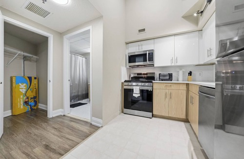 Downtown Apartment | Relaxing 1BR great for long-term stays