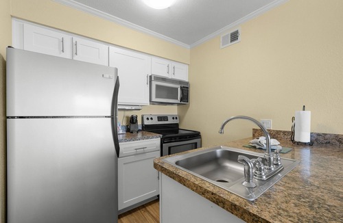 Rocky Point Condo | Relaxing 1BR w/Pool View, Private Balcony & Pool