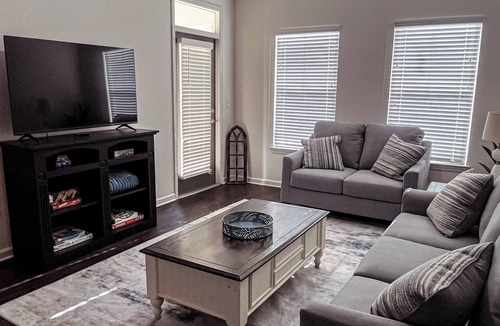 Madison Apartment | Relaxing 2BR/2BA Gated, Workspace, Pool, Near Redstone & Airport