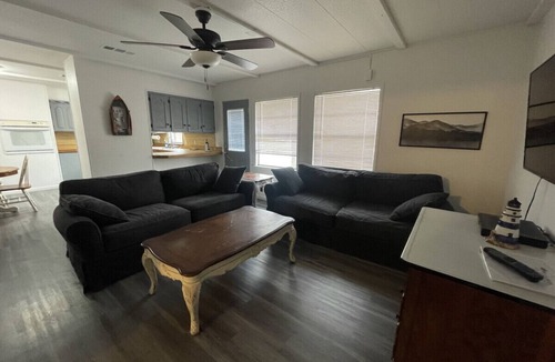 Pottsboro Cabin | Relaxing 3 bedroom cabin at Little Mineral Marina