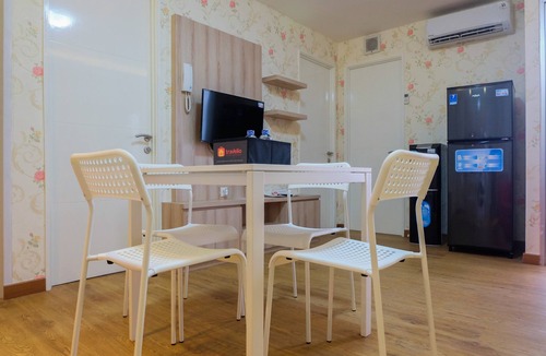 Jatinegara Apartment | Relaxing 3BR Apartment at Bassura City near Shopping Mall