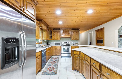 Arley House | Relaxing 4-Bedroom Cottage on Smith Lake