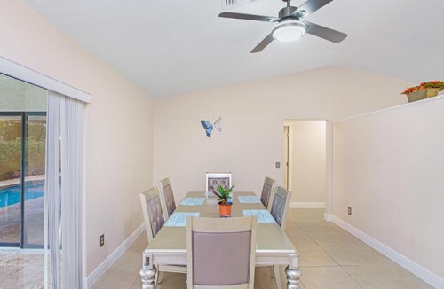 Sunrise House | Relaxing 4 Bedroom Home With Pool