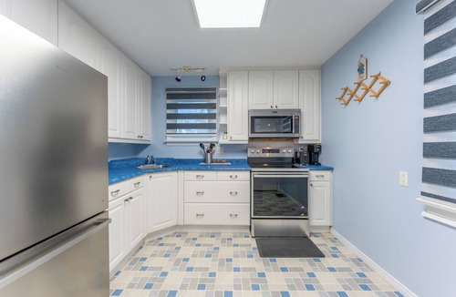 Mount Hope House | Relaxing 4B Home ~ Near Hamilton Airport - Comfort