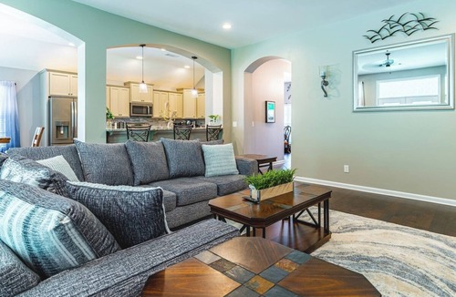 Gunter Afs House | Relaxing 4BR Stay | East Montgomery + King Beds