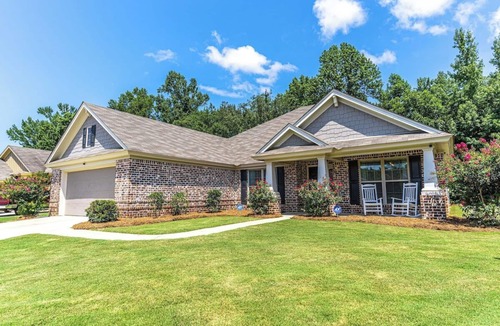 Gunter Afs House | Relaxing 4BR Stay | East Montgomery + King Beds