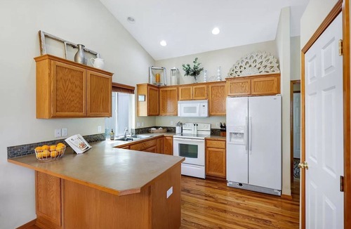 Colbert House | Relaxing 5-bedroom Vacation Home