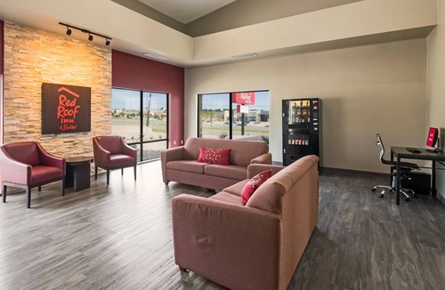 Manor Hotel | Relaxing Austin Retreat Near Shopping, Dining & Entertainment