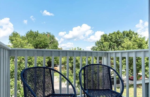 Coronado Hills Villa | Relaxing Austin Retreat with Balcony, Great Beds & Easy Event Access!