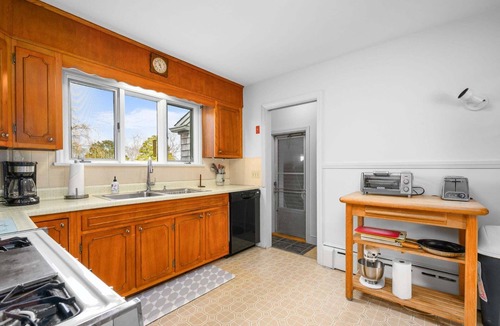 Barnstable House | Relaxing Barnstable Getaway Close to the Beach