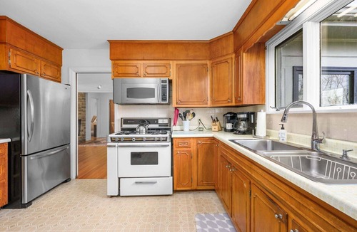 Barnstable House | Relaxing Barnstable Getaway Close to the Beach