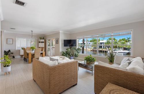 Hendricks and Venice Isles Apartment | Relaxing Beach Apt in las Olas Blvd