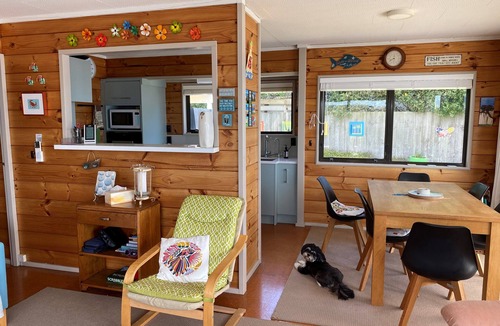 Pukehina House | Relaxing beach-front living