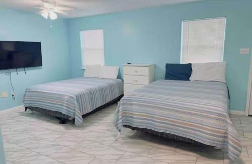 North Beach Apartment | Relaxing Beachside 1BR Studio Near North Beach