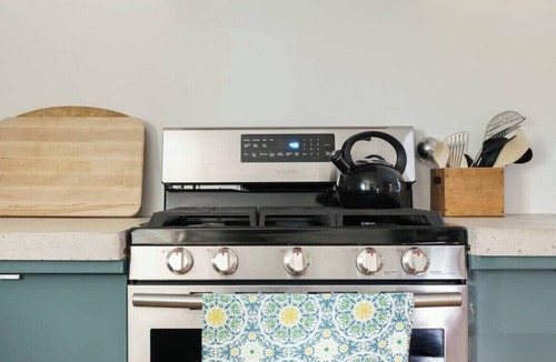 Beacon House | Relaxing Chic Home off Main St with Hot Tub & Chef's Kitchen