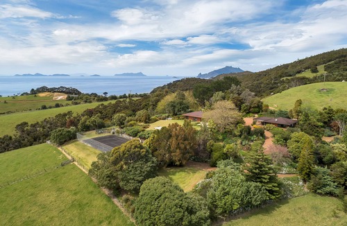 Taiharuru Cottage | Relaxing Coastal Retreat