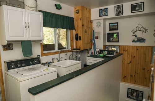 Westmeath Cottage | Relaxing Cottage on a 3 acre property on the Ottawa River. 5 bedroom