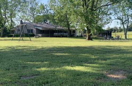 Golden House | Relaxing country side stay with lots of lake and river activities close by.