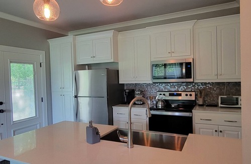 Winona House | Relaxing Country Stay with Events Welcome!