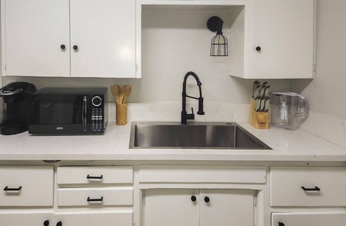 Upland Apartment | Relaxing Cozy Back House Studio with Backyard