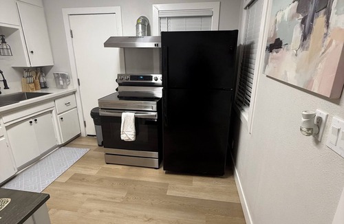 Upland Apartment | Relaxing Cozy Back House Studio with Backyard